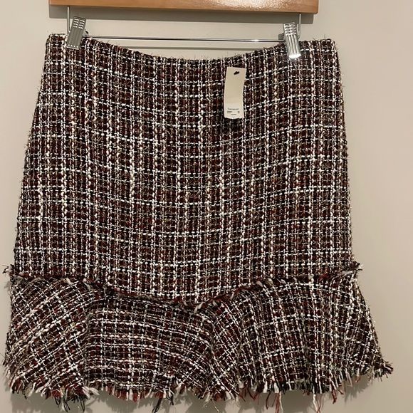 Francesca’s Darla Raw Hem Tweed Mini Skirt NWT - Picture 5 of 7